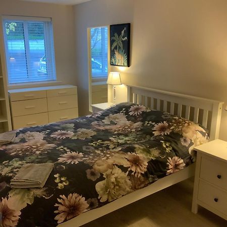 Quite And Cozy 2 Bedroom Apartment Голуэй Экстерьер фото