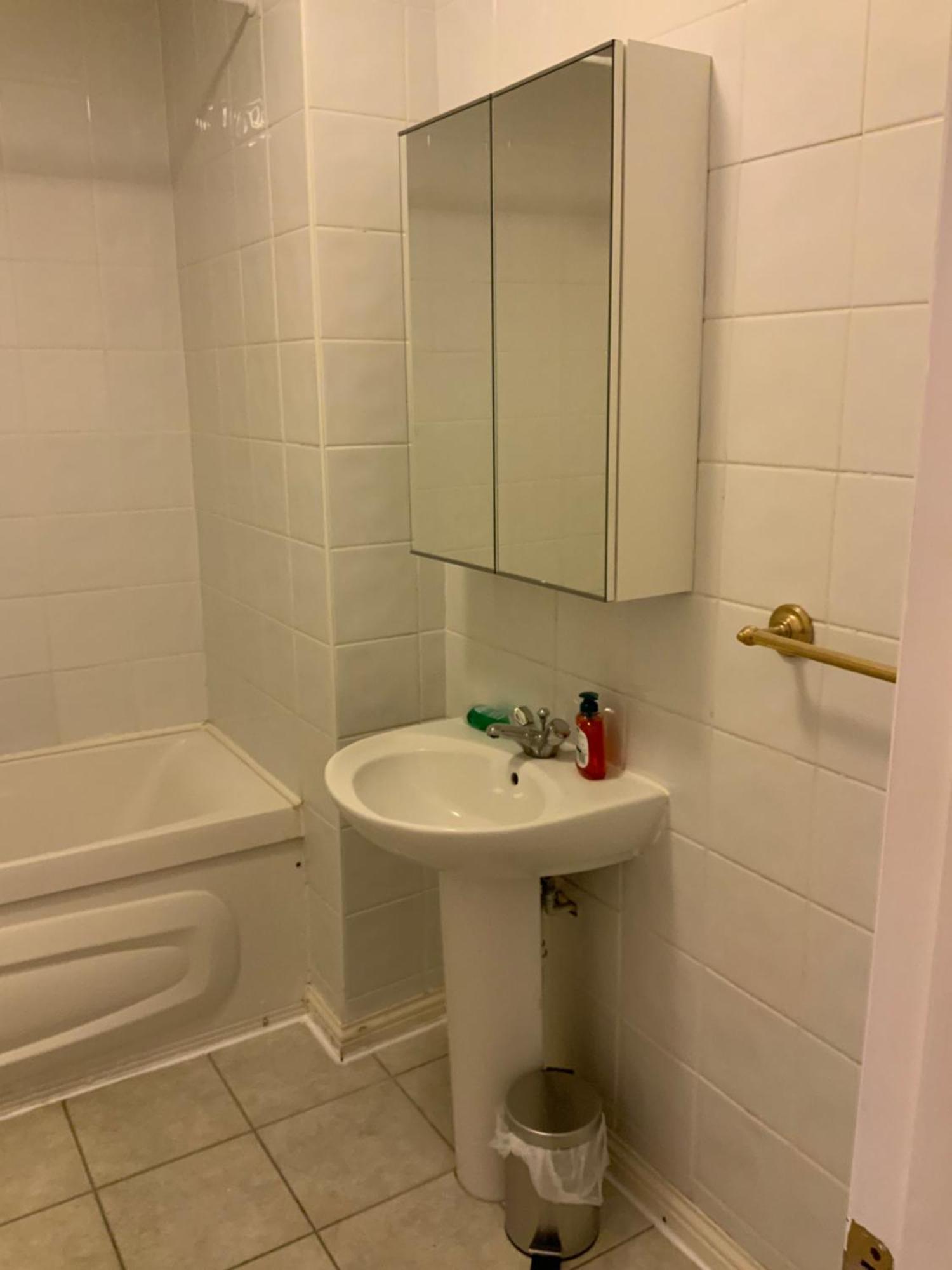 Quite And Cozy 2 Bedroom Apartment Голуэй Экстерьер фото